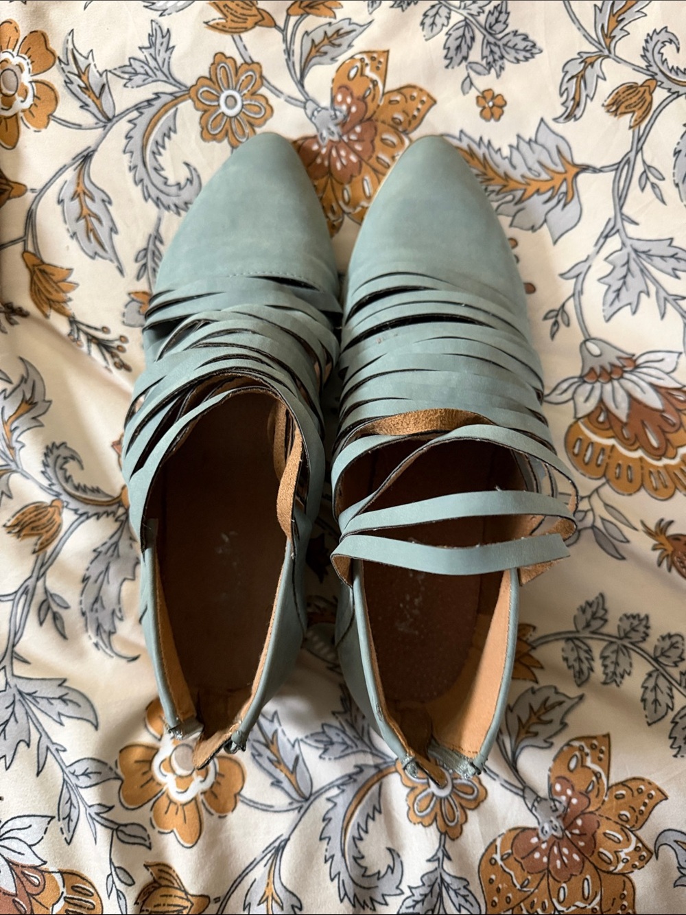 Womens Strappy Pointed-Toe Flats in Sage Green